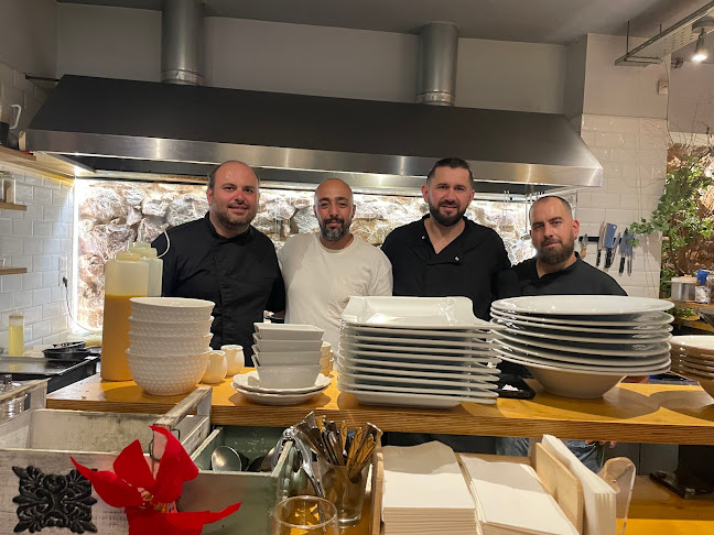 Seawolf Athens Restaurant - Γαστρονομία και φιλοξενία