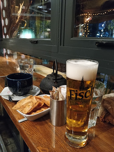 Ούλωφ Πάλμε 48, Ζωγράφου 157 71