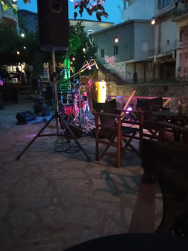 Ι. Λάππα 9, Λιβαδειά 321 00