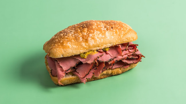 Λεωφ. Βασιλέως Γεωργίου Β, Πειραιάς 185 34