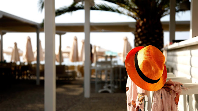 Paradisio Beach Bar - Restaurant - Φλογητά