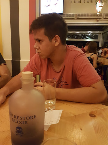 PLAyCE - Γαστρονομία και φιλοξενία