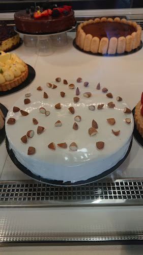 Kentriki diastavrosi, Paros 844 00