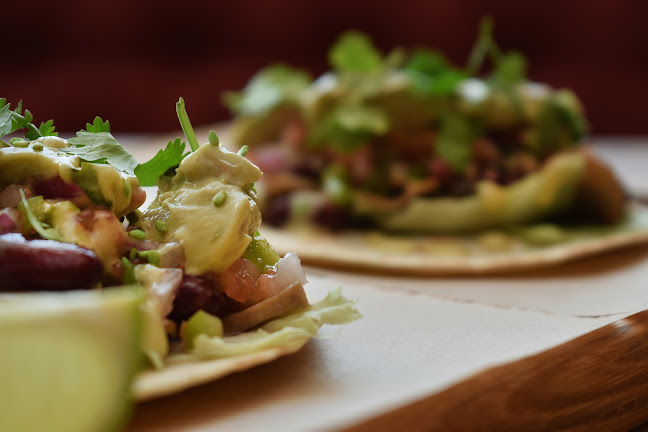 Εθ. Αντιστάσεως 38, Γέρακας 153 44