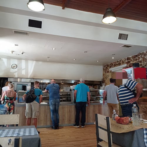 Diocharous 31 &, Κλεισούρας, Αθήνα 161 21