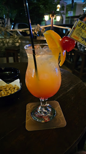 Opinii despre Saloon The Pub în Ρόδος - Γαστρονομία και φιλοξενία