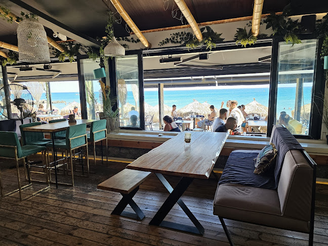 Waikiki Coffee House - Γαστρονομία και φιλοξενία