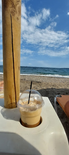 Opinii despre Libella Beach Bar în Γύθειο - Γαστρονομία και φιλοξενία