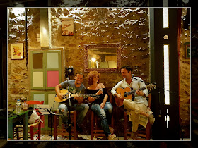 Εξωστρεφής στην Καλλιθέα