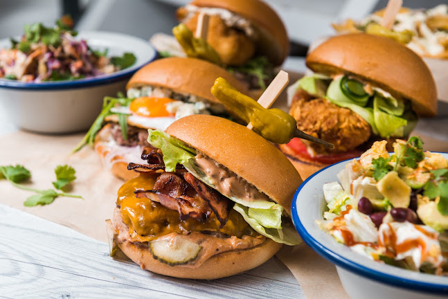 B for Burger - Γαστρονομία και φιλοξενία