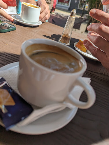 Opinii despre Kolokitha Bar în Αθήνα - Γαστρονομία και φιλοξενία