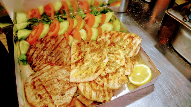 Ελ. Βενιζέλου 78, Πειραιάς 185 34