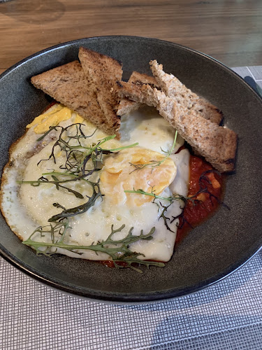 Hide & Seek - All day bar restaurant