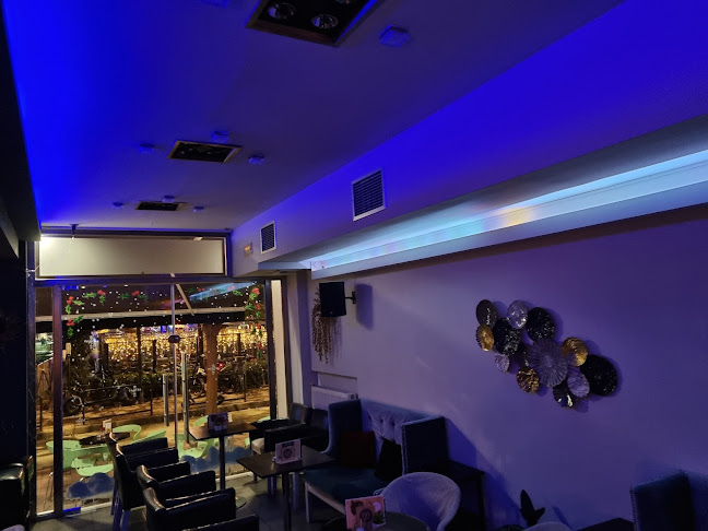 Comentarii opinii despre Επίκεντρο Cafe Bar