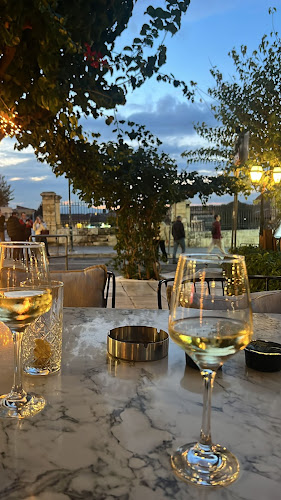 Υδρία - Γαστρονομία και φιλοξενία