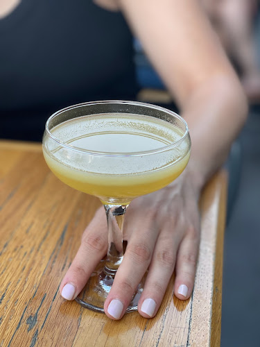 Streetwise - Γαστρονομία και φιλοξενία