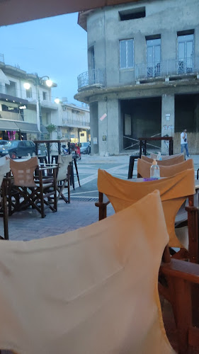 Comentarii opinii despre Retro cafe Amaliada