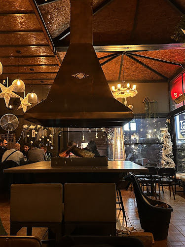 Pizza & Cafe "Τζεκος" - Γαστρονομία και φιλοξενία