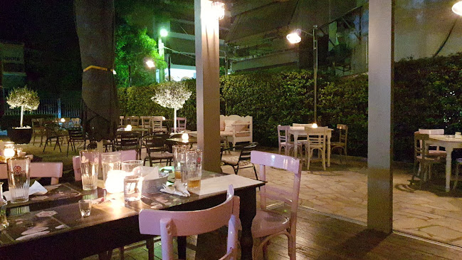 Γαργάρα - Γαστρονομία και φιλοξενία