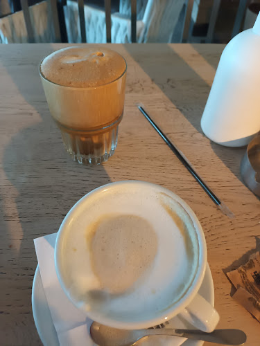 Comentarii opinii despre Cafe Bar Καλαμάτα Adelante