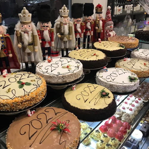 Opinii despre coffee lobby în Γαστούνη - Γαστρονομία και φιλοξενία