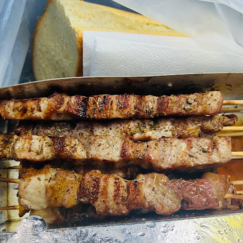 Opinii despre Ψησταριά Σουβλάκι Τσακμάκης în Paros - Γαστρονομία και φιλοξενία