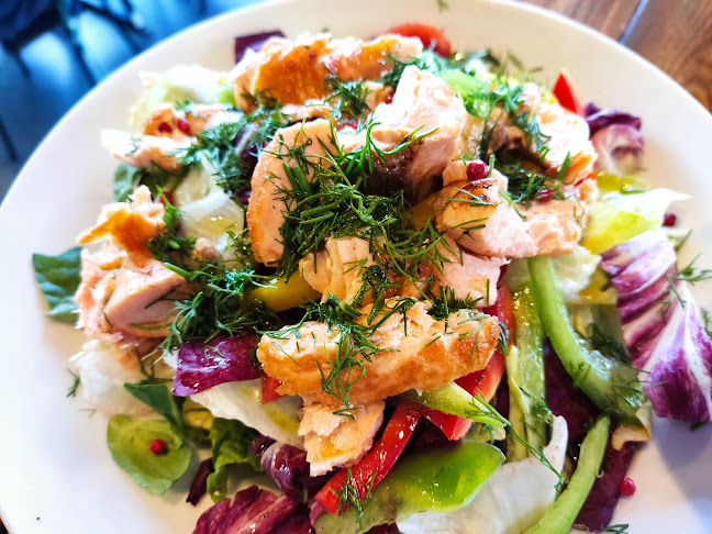 Comentarii opinii despre Μελιτίνι