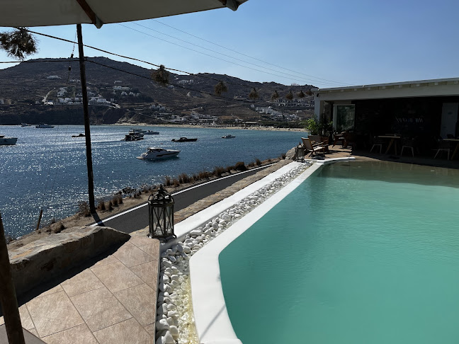 Comentarii opinii despre Salty Houses Pool Bar & Restaurant