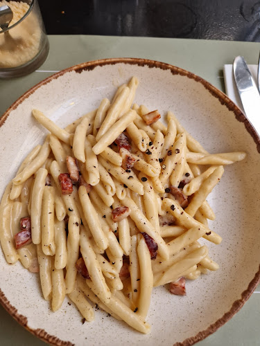 AGIOS Spetses - Γαστρονομία και φιλοξενία