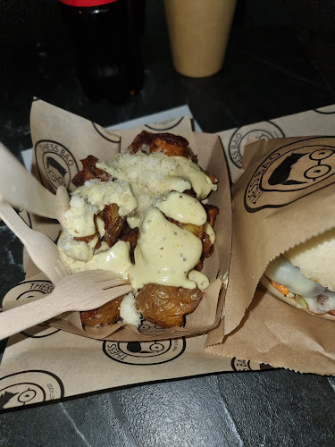 Thess Bao - Γαστρονομία και φιλοξενία