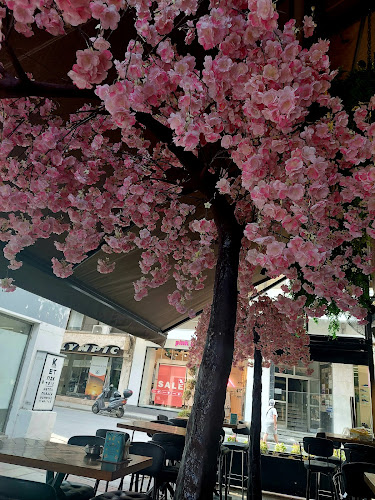 El grano de cafe - Γαστρονομία και φιλοξενία