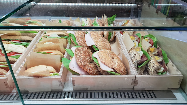 Opinii despre Σεραφειμ Γεύσεις în Δροσιά - Γαστρονομία και φιλοξενία