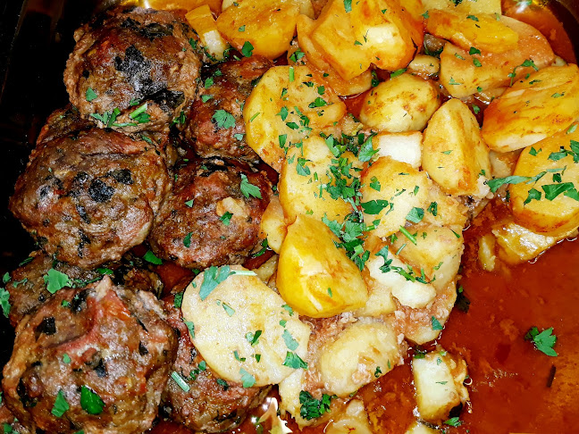 Μελιτίνι - Γαστρονομία και φιλοξενία