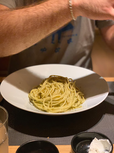 Opinii despre Cross Restaurant în Αθήνα - Γαστρονομία και φιλοξενία