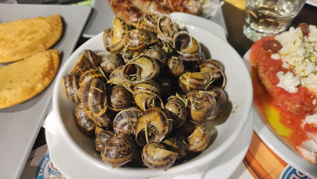 Το Δίχαλο Χανιά