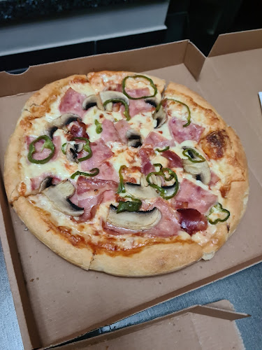 Pizza & Cafe "Τζεκος" - Λουτράκι