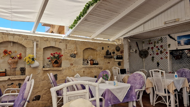 Opinii despre Famous Taste în Αδελιανός Κάμπος - Γαστρονομία και φιλοξενία