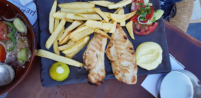 Opinii despre Ταβέρνα - Εστιατόριο Με Ρακί în Σητεία - Γαστρονομία και φιλοξενία