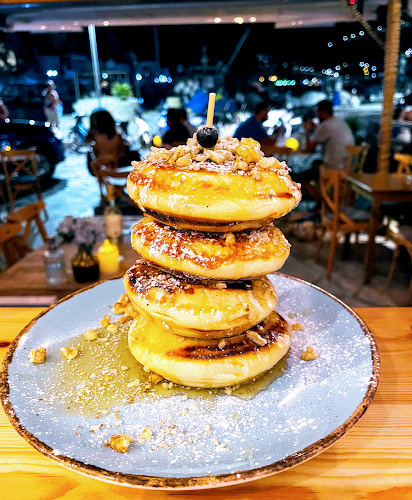 Perantzada Coffee Snacks & Cocktails - Σύμη