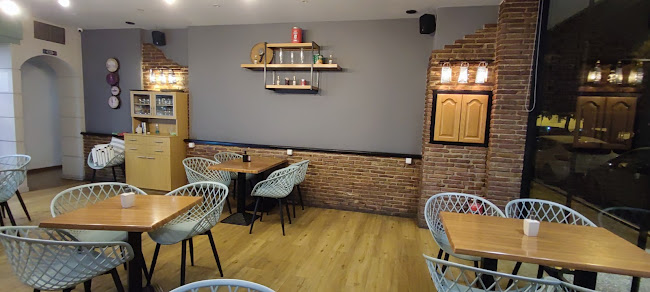 Opinii despre PIZZA CHALET Ε.Π.Ε. în Καλλιθέα - Γαστρονομία και φιλοξενία