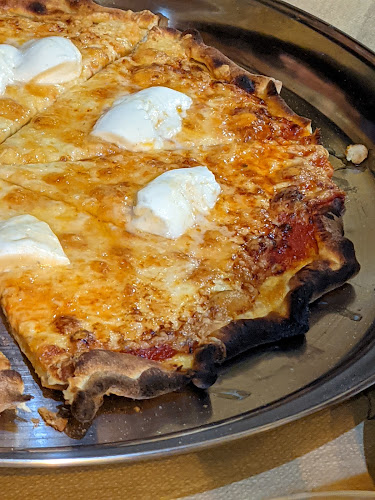 Opinii despre Capricciosa în Αλμυρός - Γαστρονομία και φιλοξενία