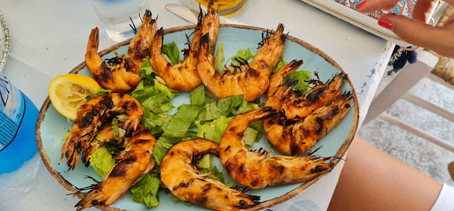 Το Κύμα - Γαστρονομία και φιλοξενία