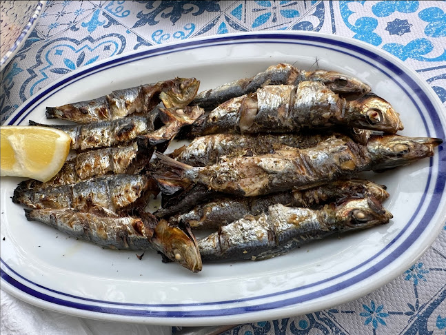 Comentarii opinii despre Κάτι Ψένεται