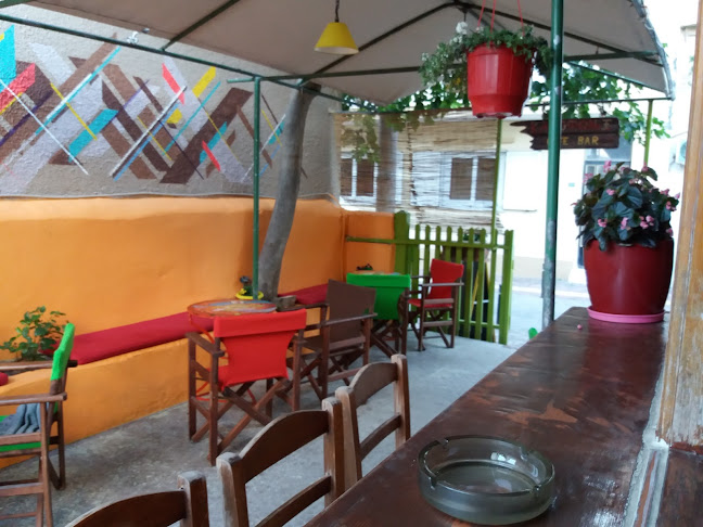 Κακοφωνίξ - Γαστρονομία και φιλοξενία