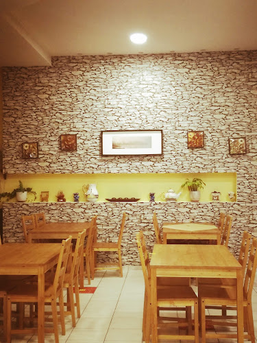 Opinii despre ΨΗΤΟΠΩΛΕΙΟ "ΚΑΤΙ ΨΗΝΕΤΑΙ" în Αυλώνας - Γαστρονομία και φιλοξενία