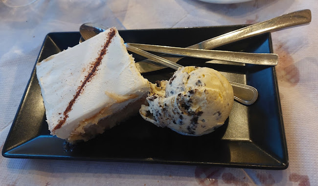 ΡΕΜΟΥΤΣΙΚΟ ΤΑΒΕΡΝΑ