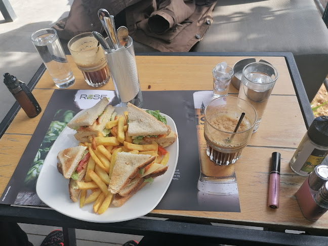 Comentarii opinii despre Rose Cafe