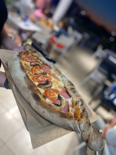 Ferry queue, Κεραμωτή 642 00