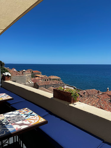 Emvasis Cafe - Cocktail Bar/Εμβασις - Μονεμβασιά