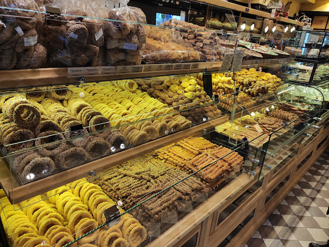 Αττικά Αρτοποιεία - Πειραιάς